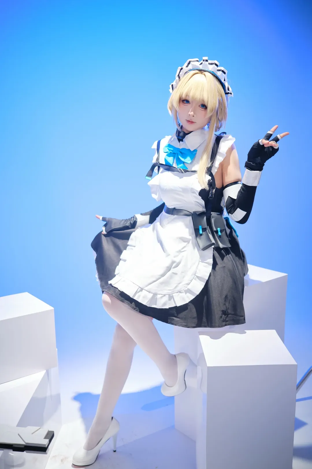 【飞鸟马时cos】蔚蓝档案里的战术女仆，准备出击 - 第 6 张