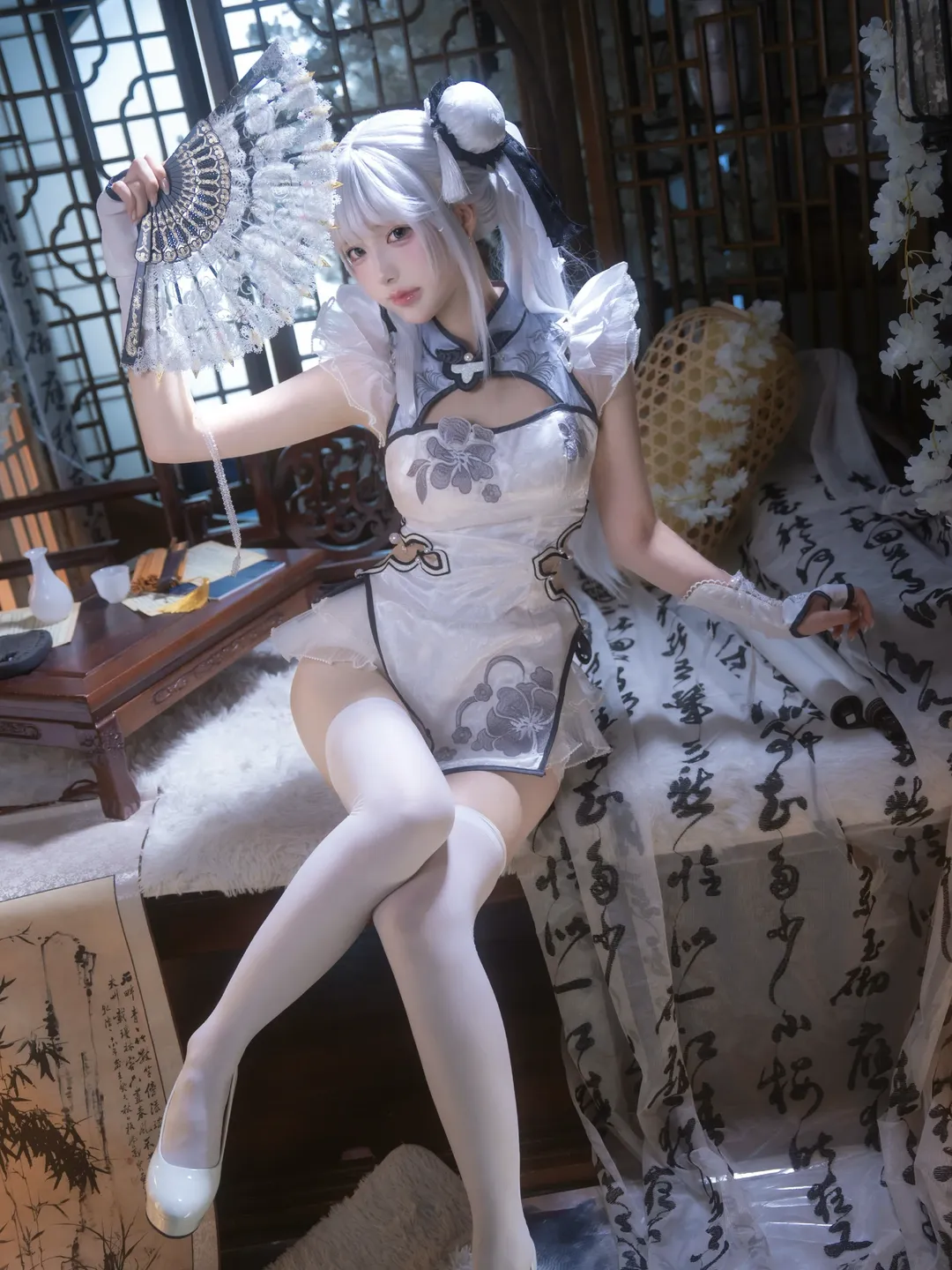 【殷紫萍cos】永劫无间玉髓冰心，清冷仙气的中式改良旗袍造型 - 第 2 张