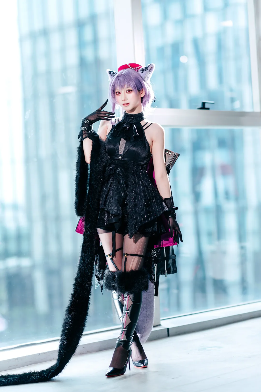 【祐天寺若麦cos】漫展上的黑粉配色摇滚猫猫 - 第 7 张