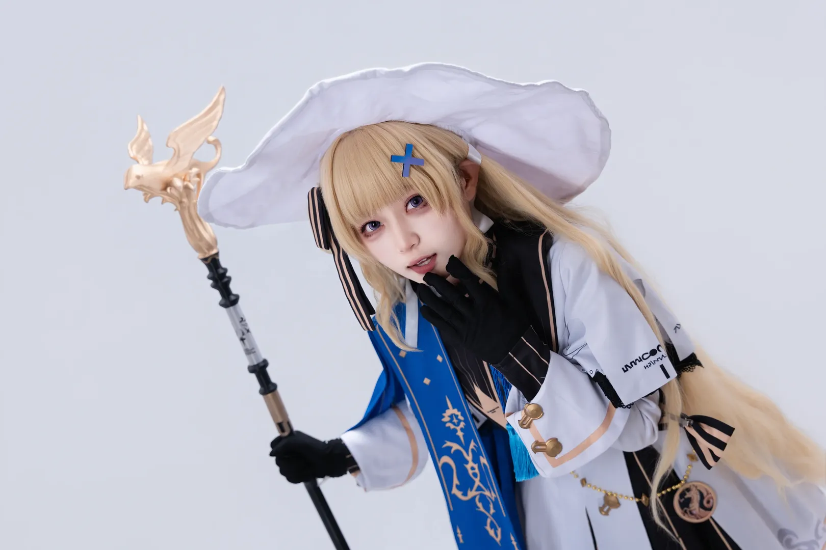 【菲比cos】鸣潮白丝魔法使的棚拍记录 - 第 4 张