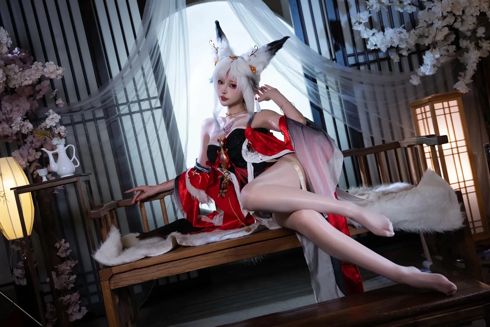 【心月狐cos】鸣潮国风狐耳少女的氛围感呈现 - 第 4 张