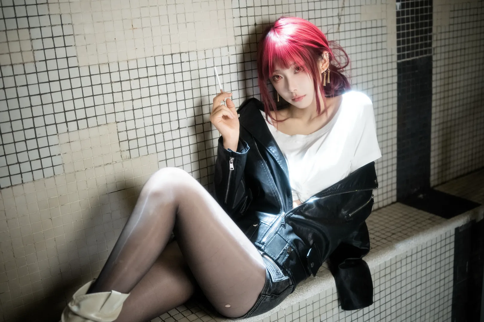 【田山小姐cos】在超市后门吸烟的二人 - 第 6 张