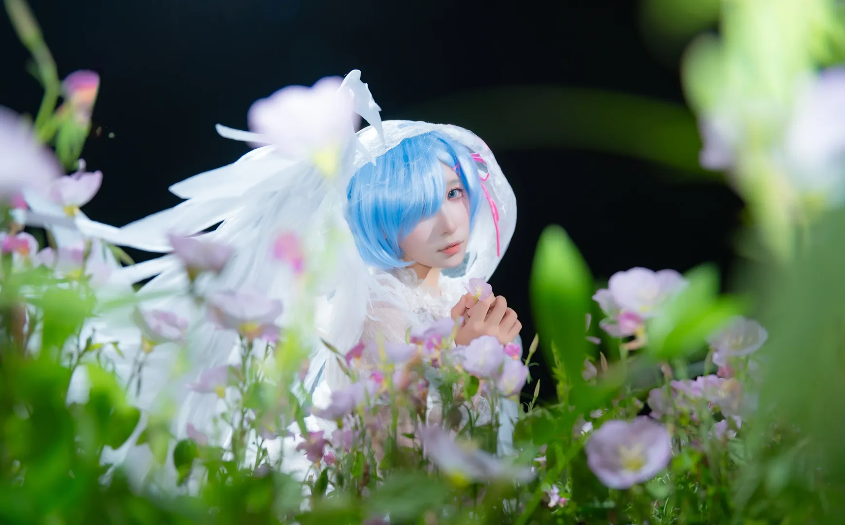 【蕾姆cos】夜色花海中的天使降临 - 第 3 张