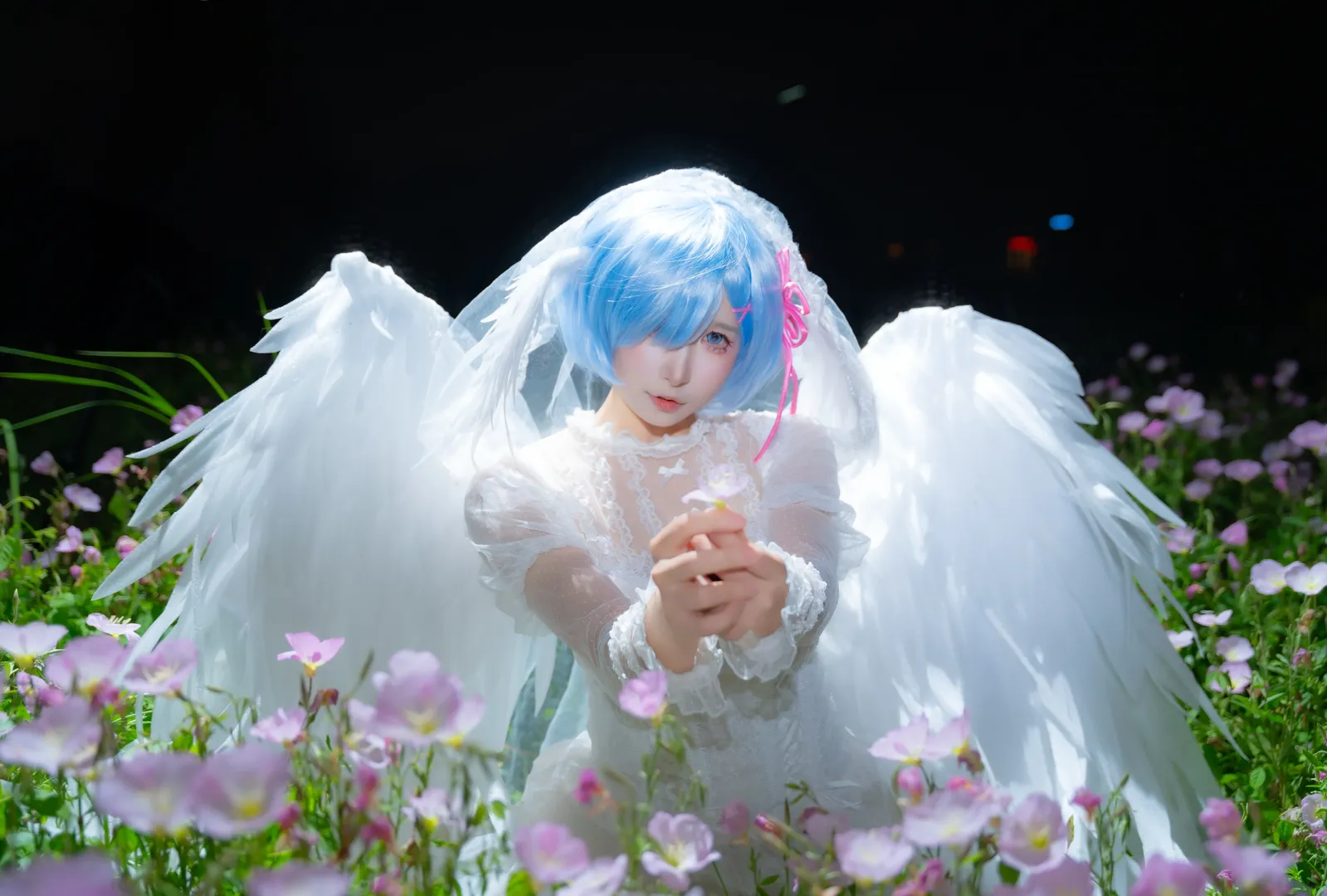 【蕾姆cos】夜色花海中的天使降临 - 第 4 张