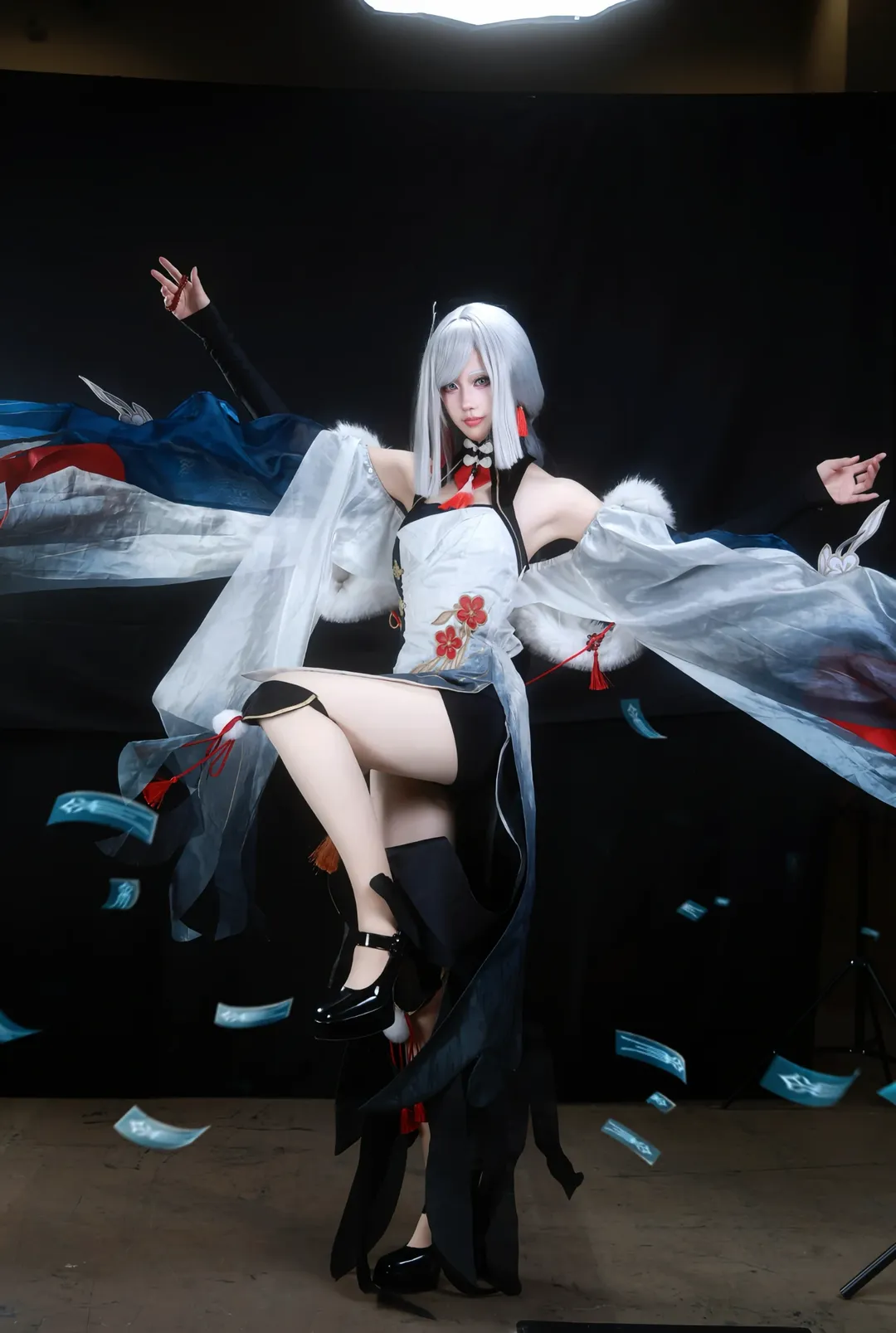 【申鹤cos】你才是能锁住我的红绳 - 第 4 张