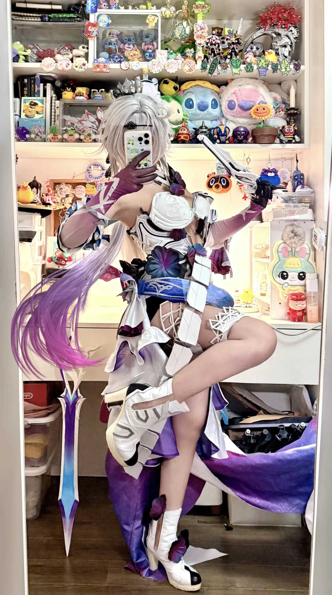 【琪亚娜cos】崩坏3终焉之律者试衣，白色装甲与渐变紫发的搭配 - 第 2 张