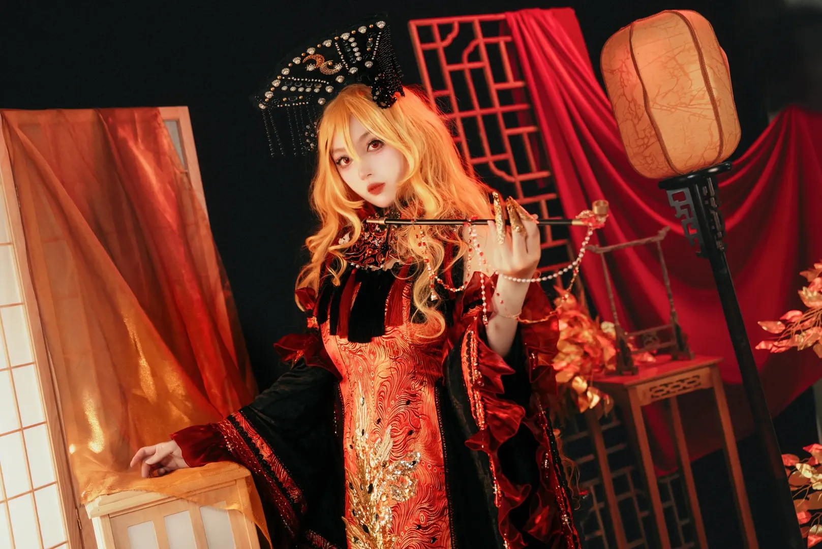 【純狐cos】東方Project裡的獨特魅力，紅黑金極致華麗 - 第 7 張