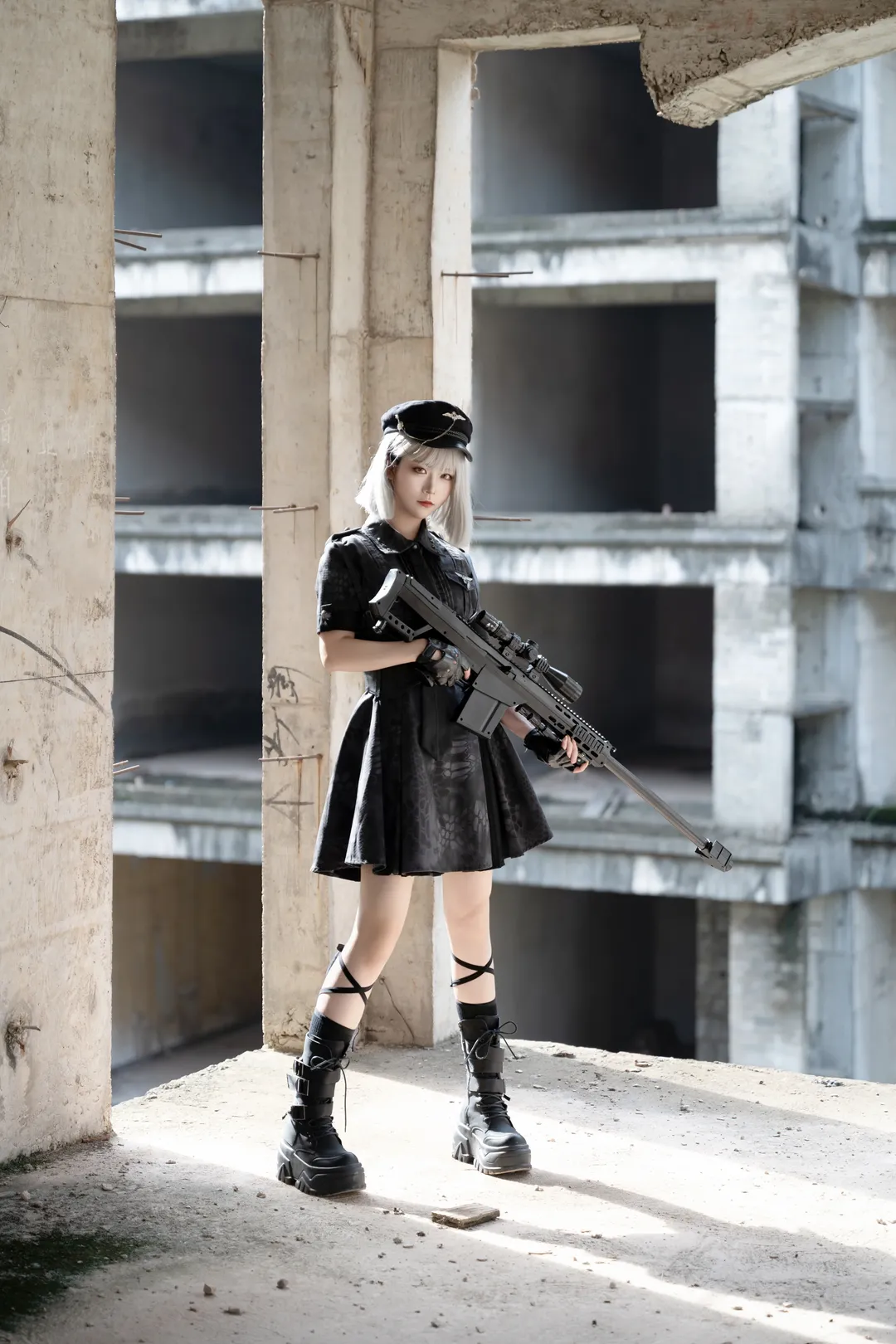 废墟军lo少女暴君 战术持枪动作参考分享 - 第 1 张