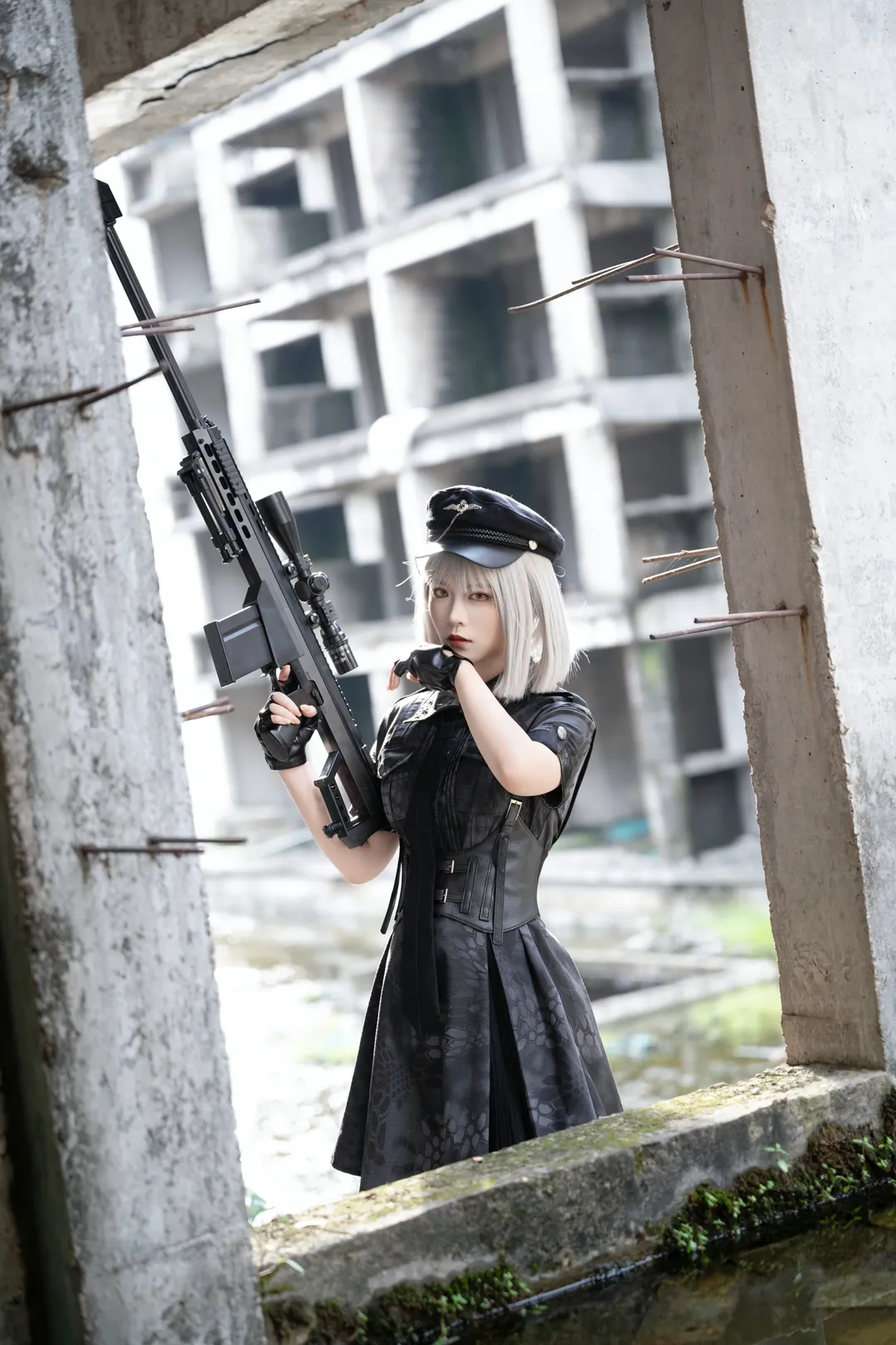 废墟军lo少女暴君 战术持枪动作参考分享 - 第 10 张