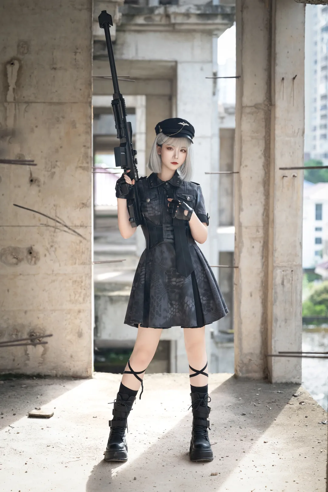 废墟军lo少女暴君 战术持枪动作参考分享 - 第 3 张