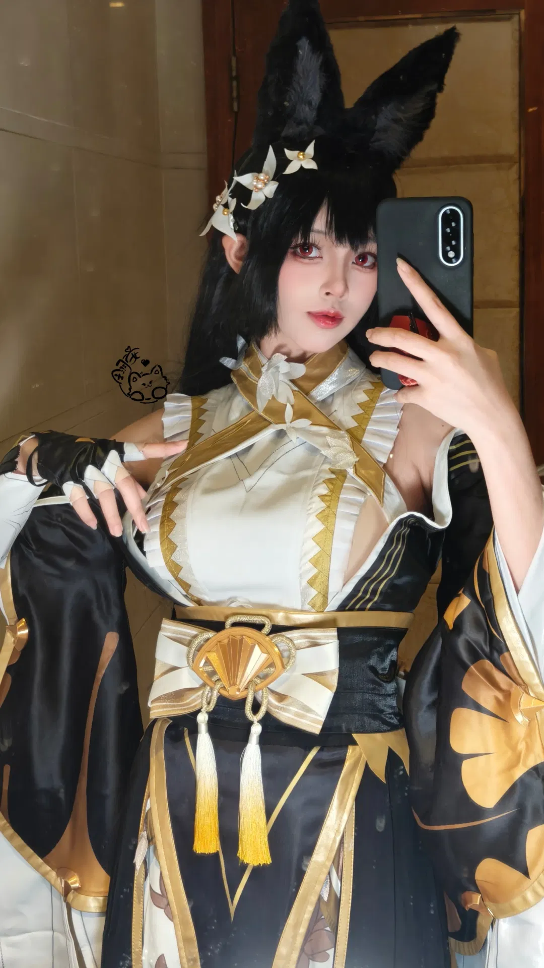 【星见雅cos】绝区零新衣服试穿，黑金细节还原度拉满 - 第 1 张