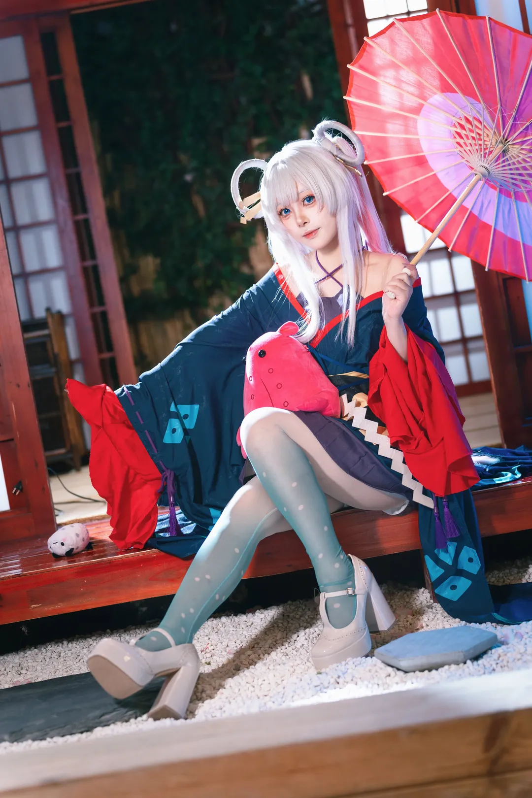 超时空辉夜姬月见八千代cos，灯笼下的和风少女 - 第 2 张