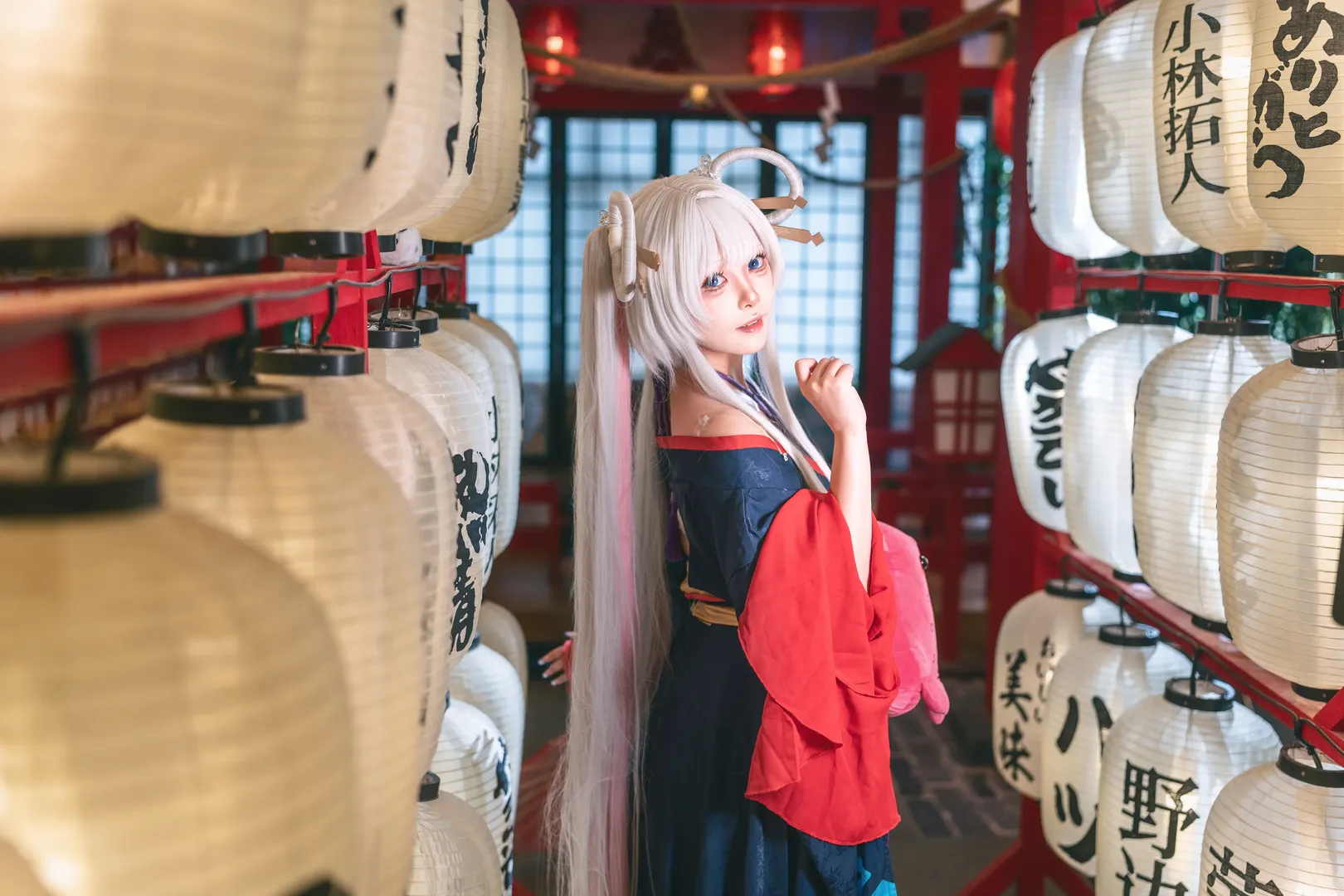 超时空辉夜姬月见八千代cos，灯笼下的和风少女 - 第 6 张