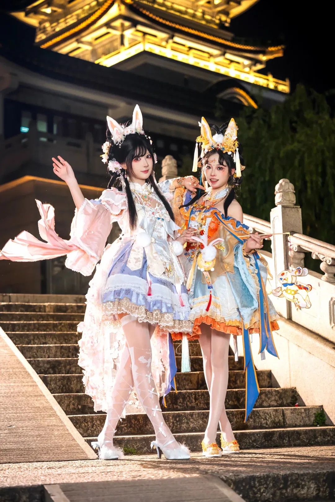 中秋玉兔主题双人写真，国风洛丽塔的夜景碰撞 - 第 1 张