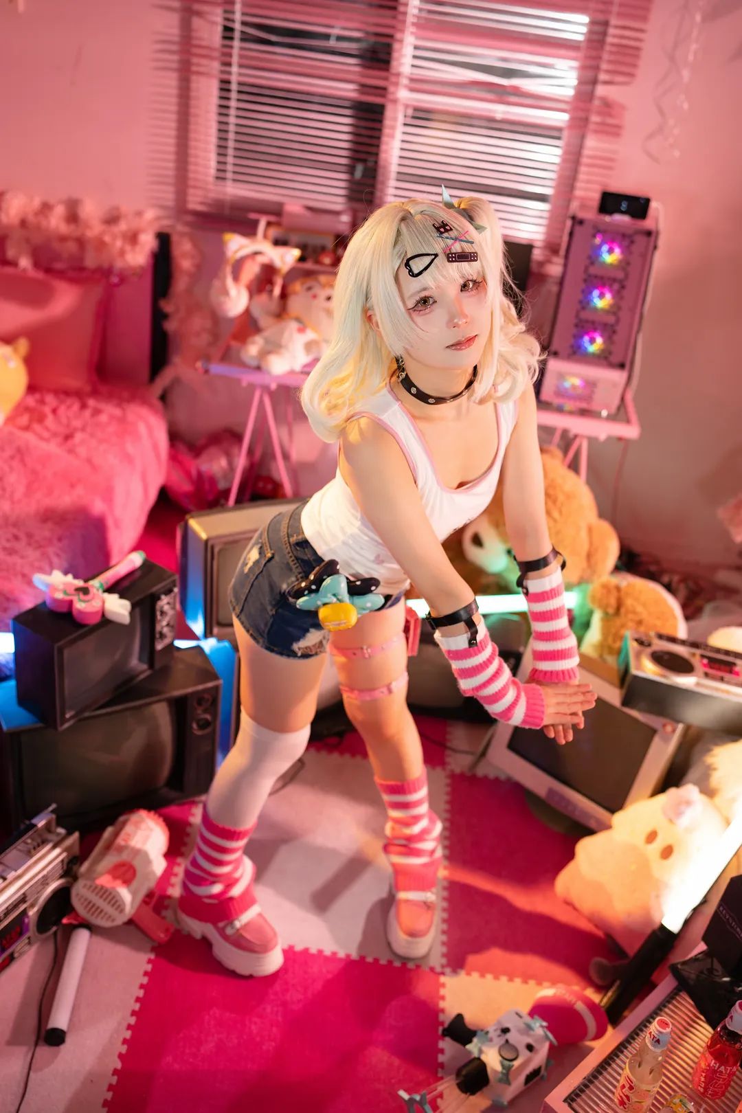 【千夏cos】绝区零X肯德基联动疯狂星期四开电 - 第 3 张