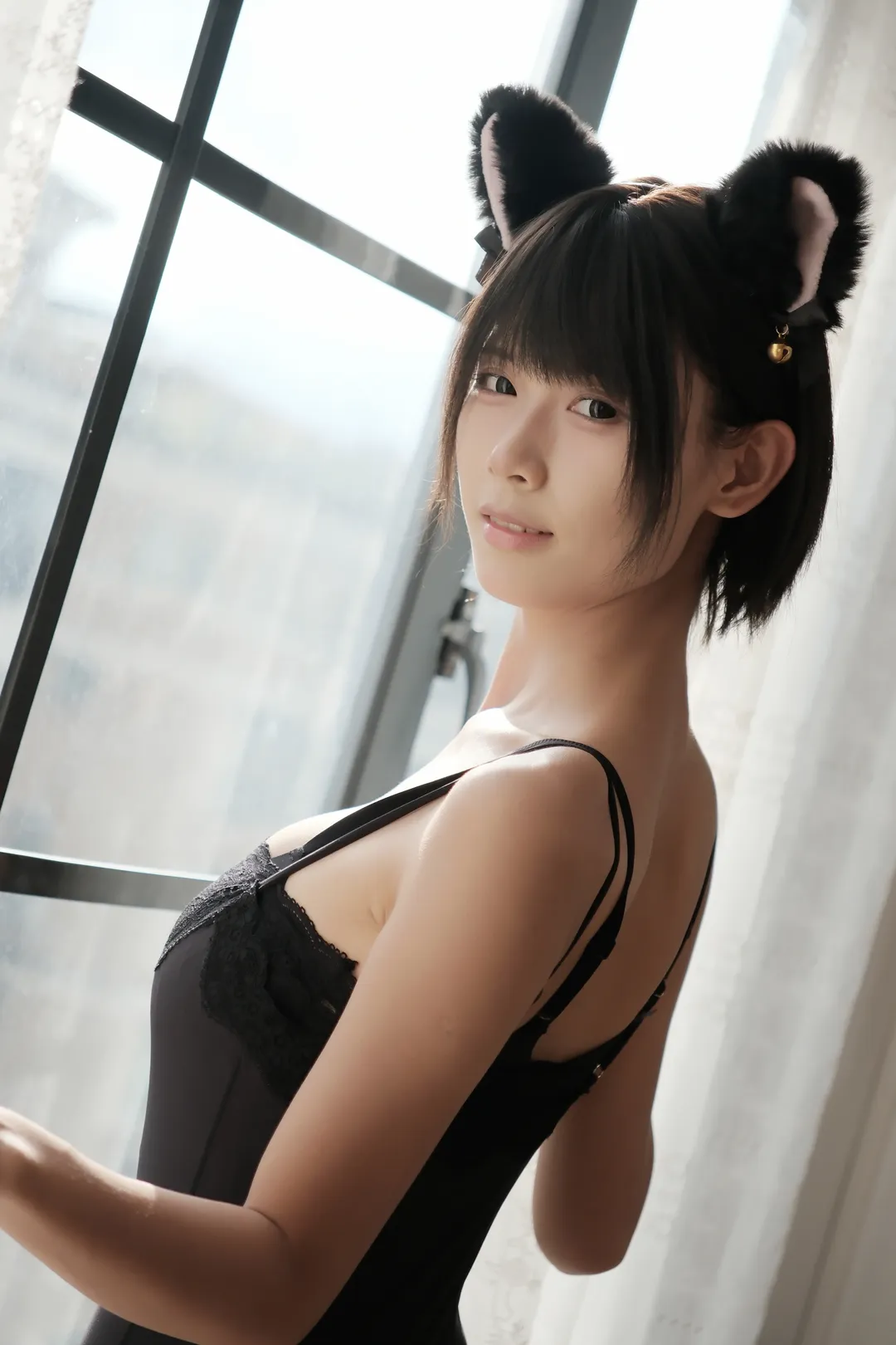民宿自然光黑丝猫娘写真分享 - 第 3 张
