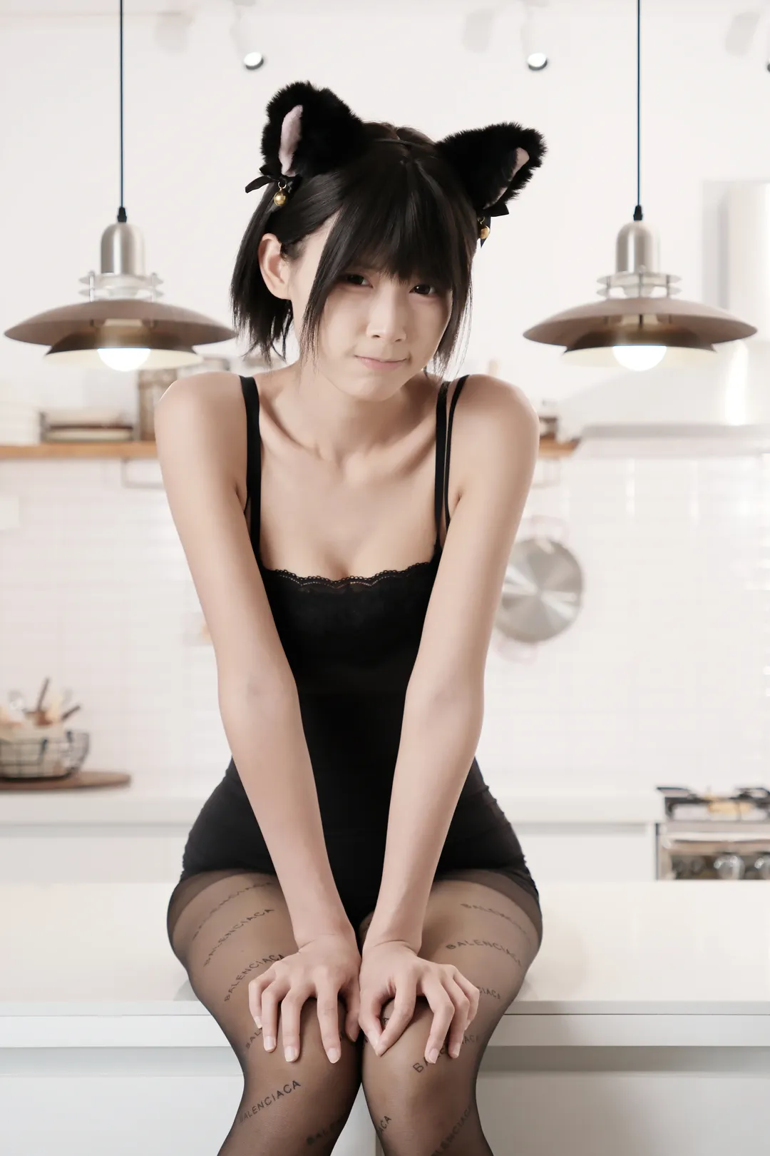 民宿自然光黑丝猫娘写真分享 - 第 7 张