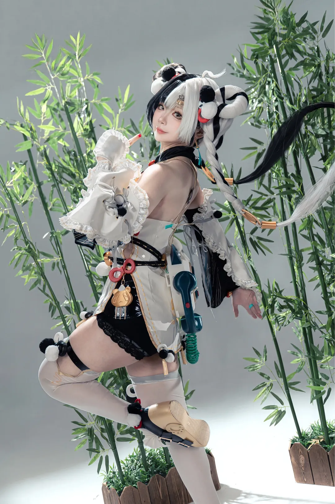 【琉音cos】绝区零中华娘造型与巨型圆环道具 - 第 4 张