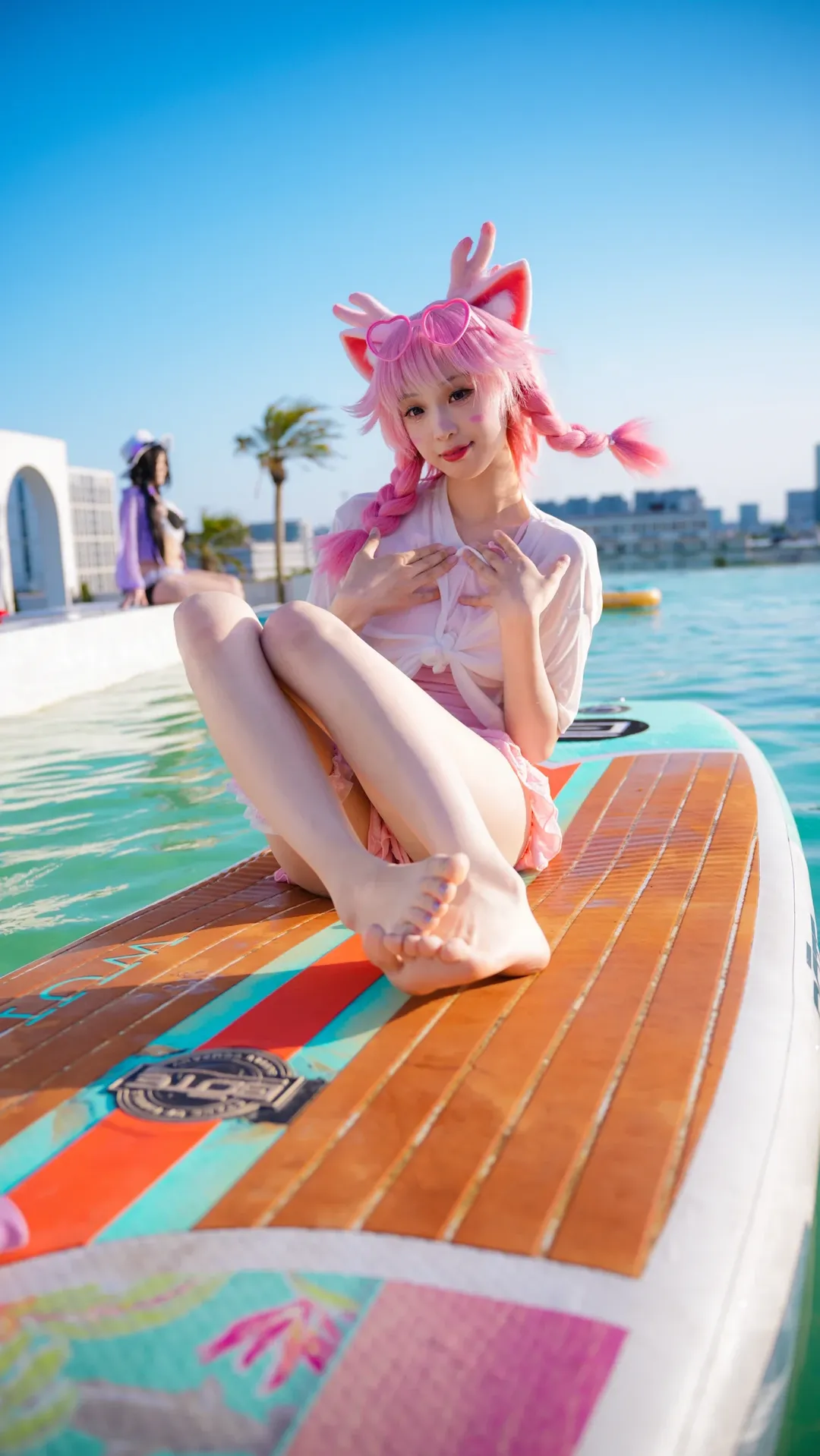 【瑶妹cos】夏日池畔的轻松时光 - 第 1 张