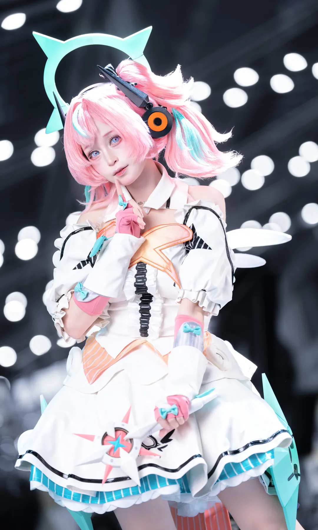 【妄想天使爱芮cos】绝区零里的白色机娘 - 第 3 张