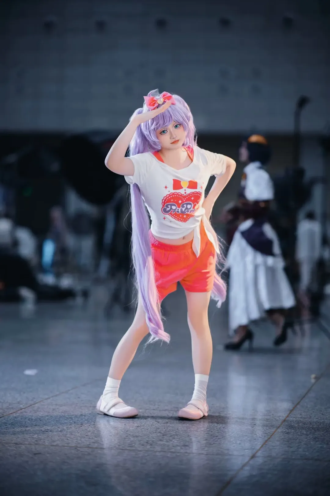【真中啦啦cos】小偶像训练服站姿动作参考分享 - 第 9 张