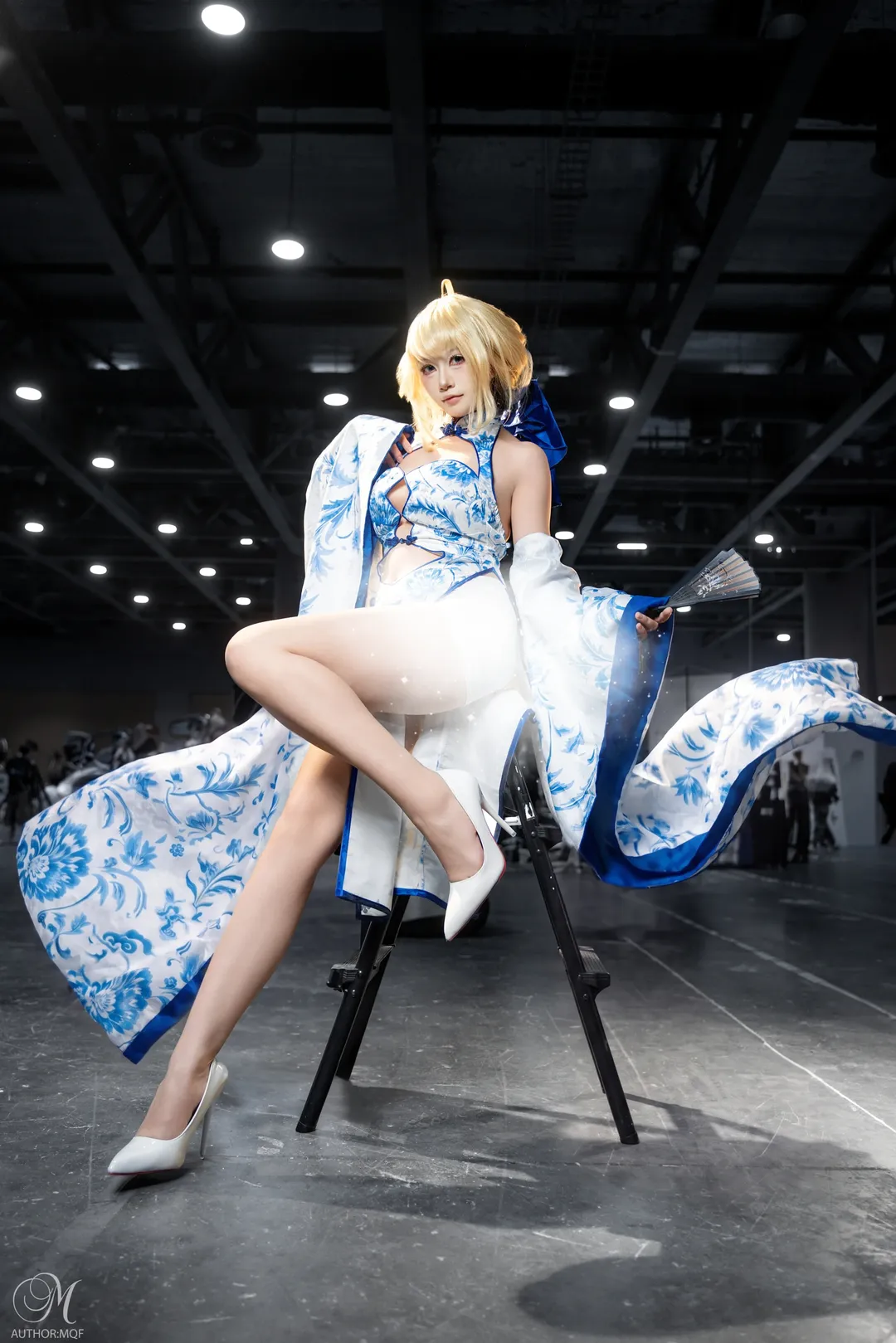 Fate系列Saber青花瓷旗袍cosplay，CICF漫展场照记录 - 第 2 张