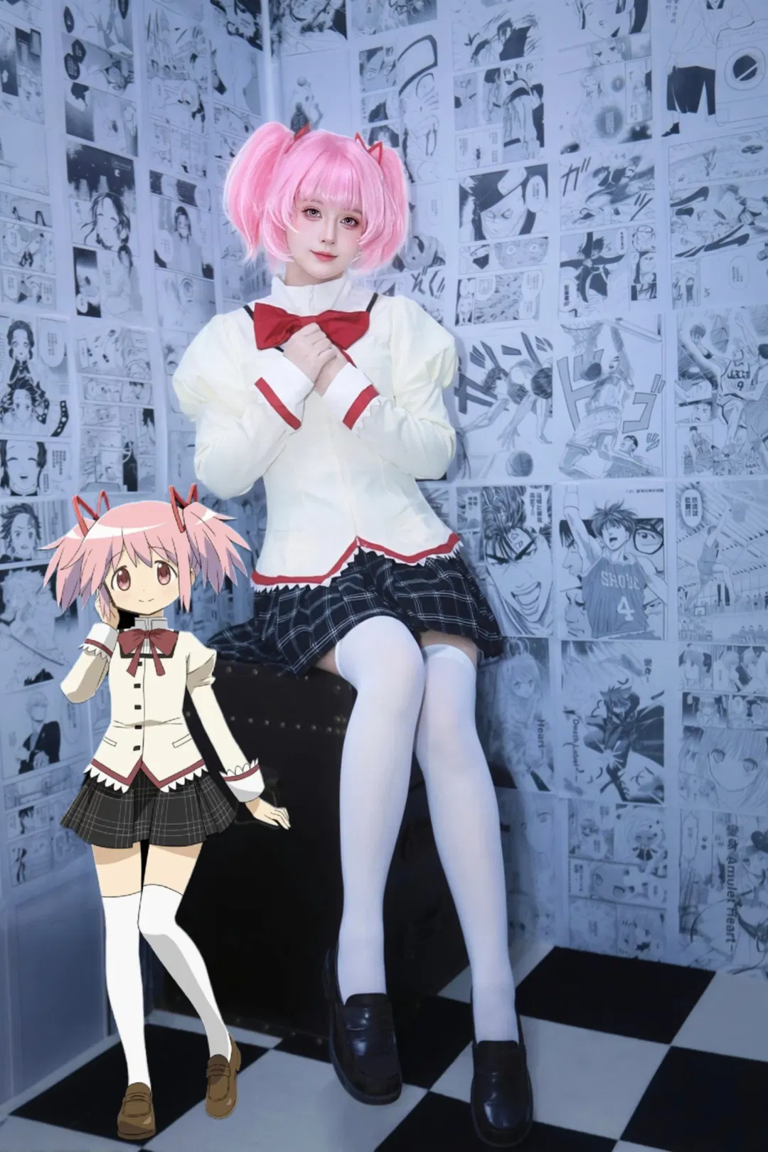 【鹿目圓cos】粉色雙馬尾與白絲校服的漫畫空間 - 第 2 張