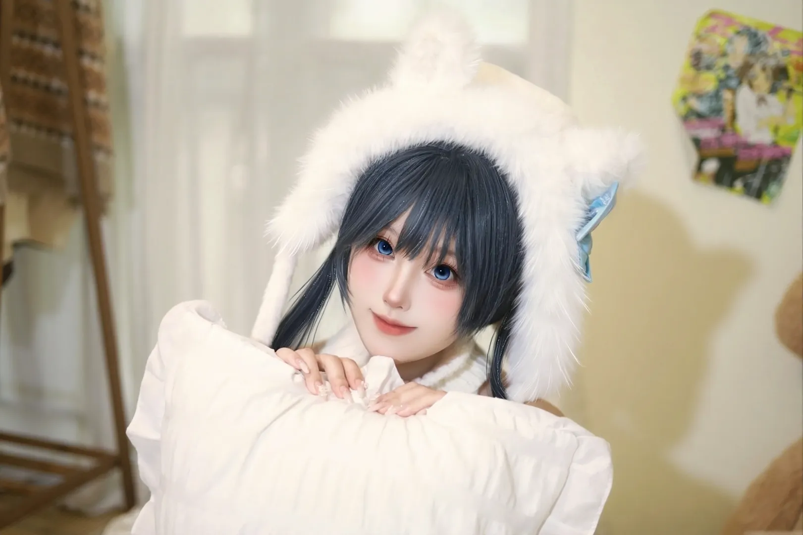 【龙华妃咲cos】蔚蓝档案白毛猫猫的居家时刻 - 第 3 张