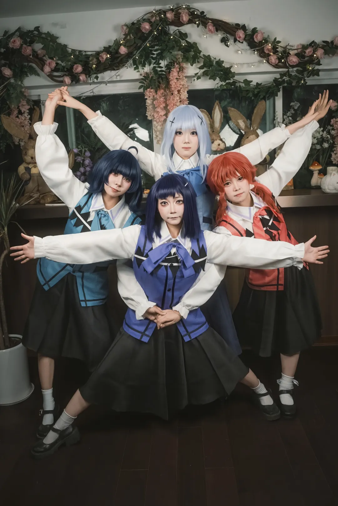 【点兔cos】智乃、麻耶、奈津惠与冬优的复古兔子茶会团片 - 第 4 张