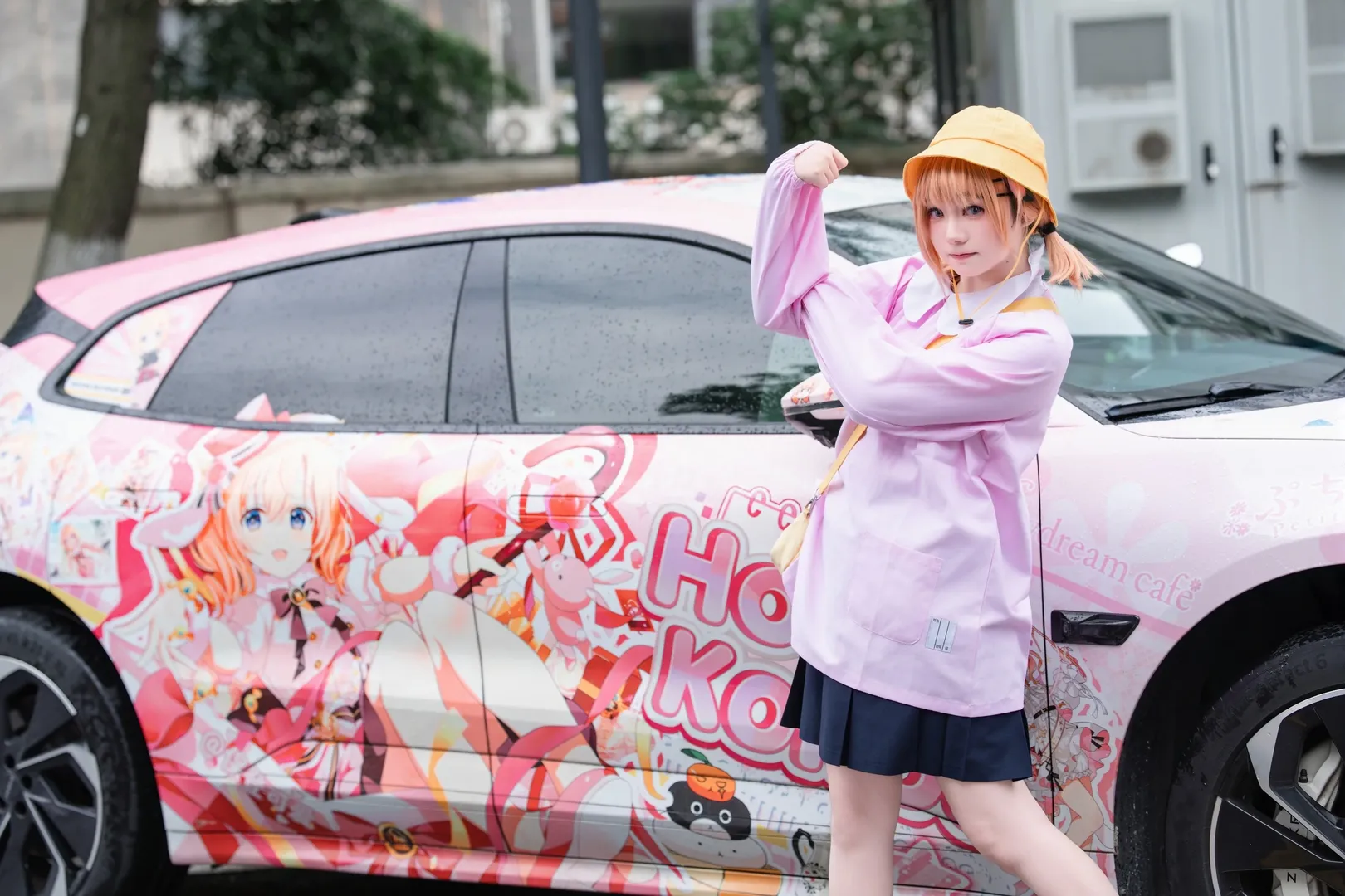 保登心爱cos 点兔幼稚园制服与痛车的完美结合 - 第 4 张