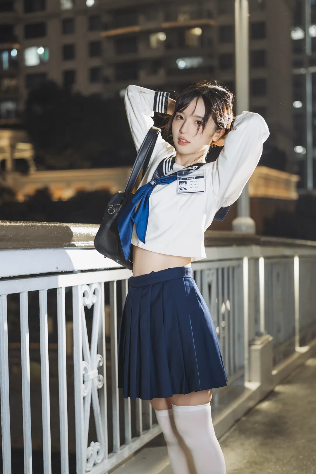雨夜氛圍感JK制服寫真，透明傘與白色過膝襪的絕佳搭配 - 第 2 張