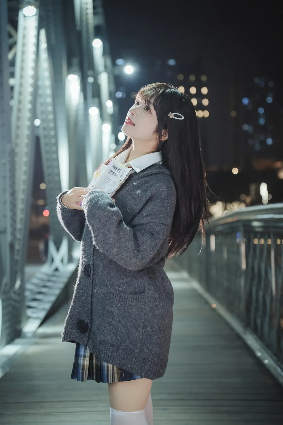 夜景JK穿搭，在浙江路橋穿梭的安靜時光 - 第 4 張