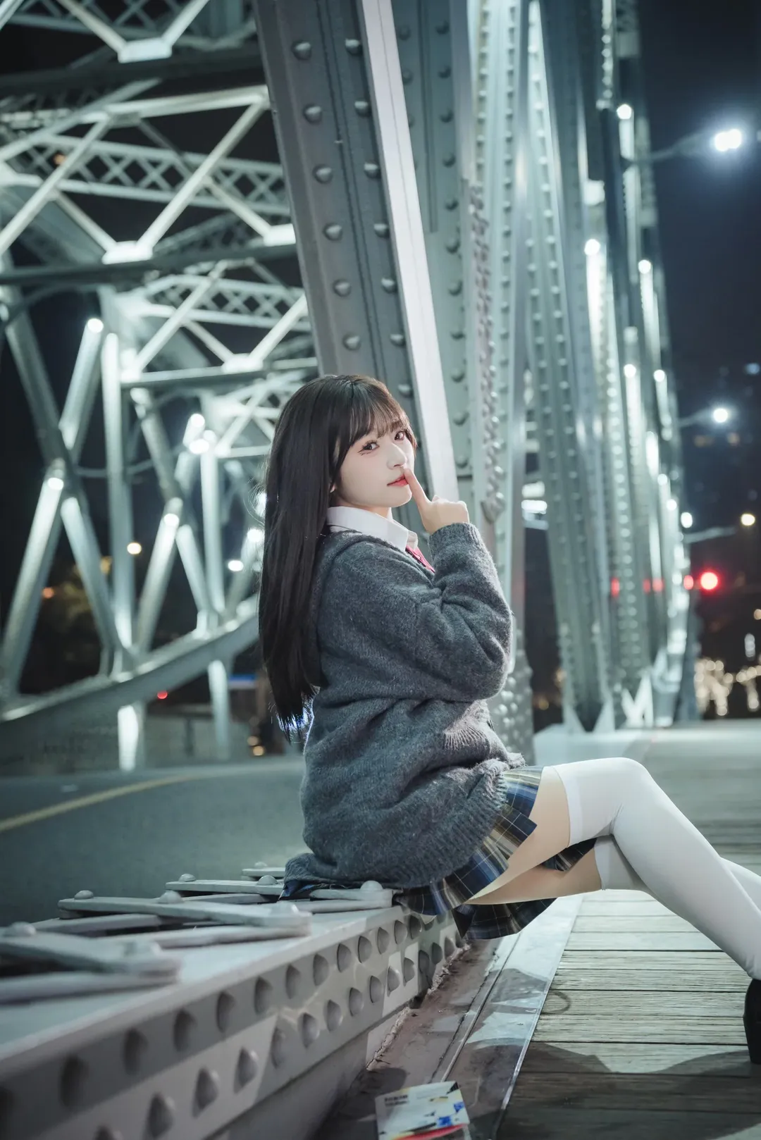 夜景JK穿搭，在浙江路橋穿梭的安靜時光 - 第 7 張