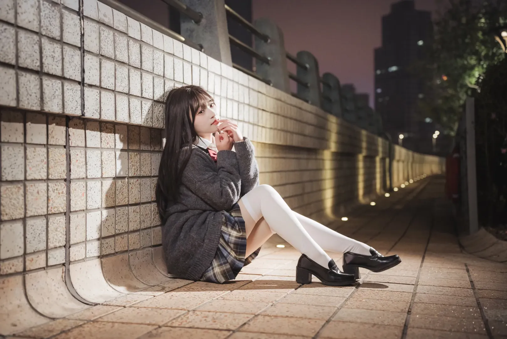 苏州河步道夜景，穿制服寻找神说要有光的那一道光 - 第 2 张
