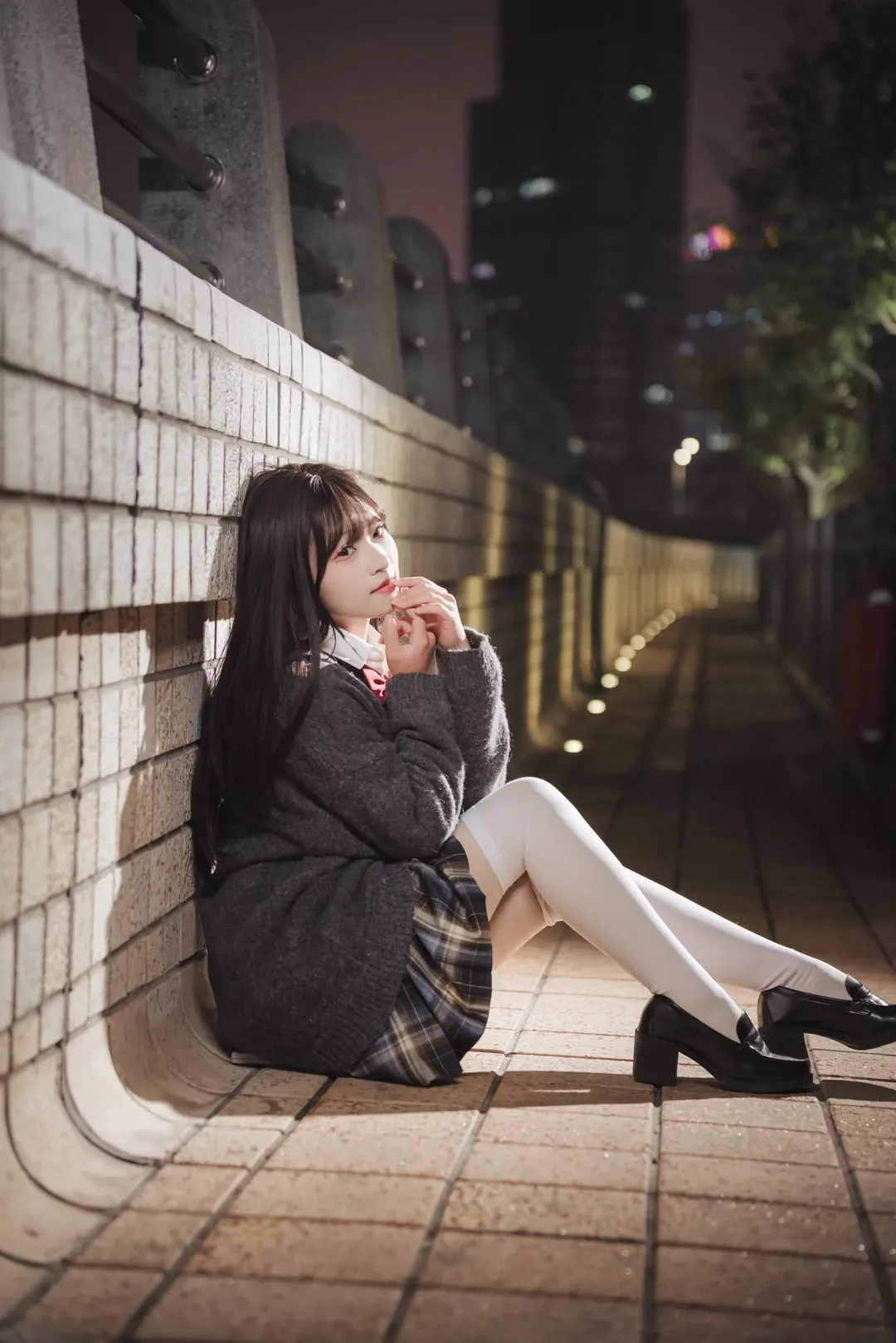 苏州河步道夜景，穿制服寻找神说要有光的那一道光 - 第 4 张