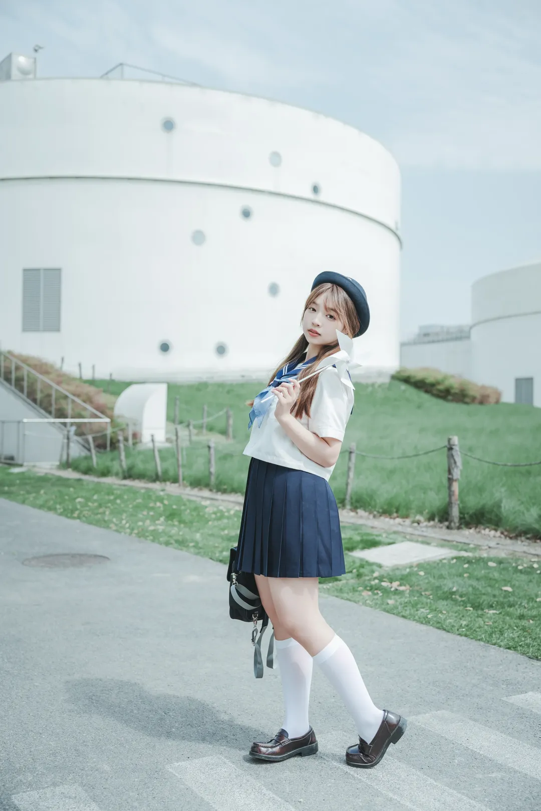 夏日草地JK制服写真 - 第 5 张