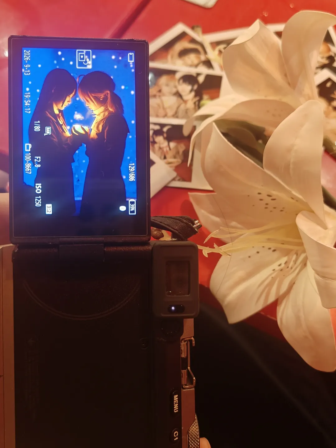 小糸侑cos，和七海灯子再现终将成为你水族馆约会 - 第 12 张