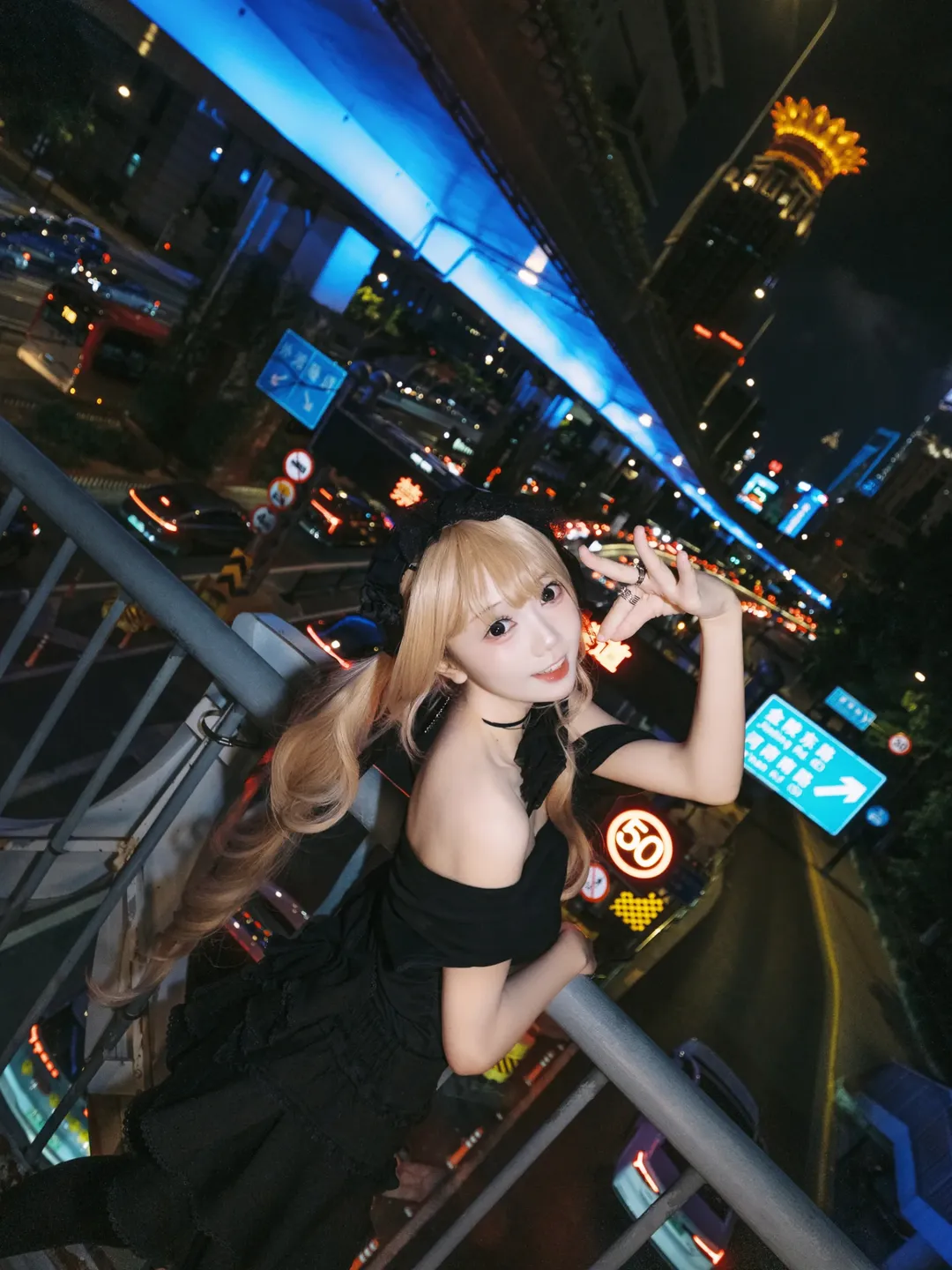 暗黑系金髮雙馬尾 深夜街頭的氛圍感夜拍 - 第 3 張