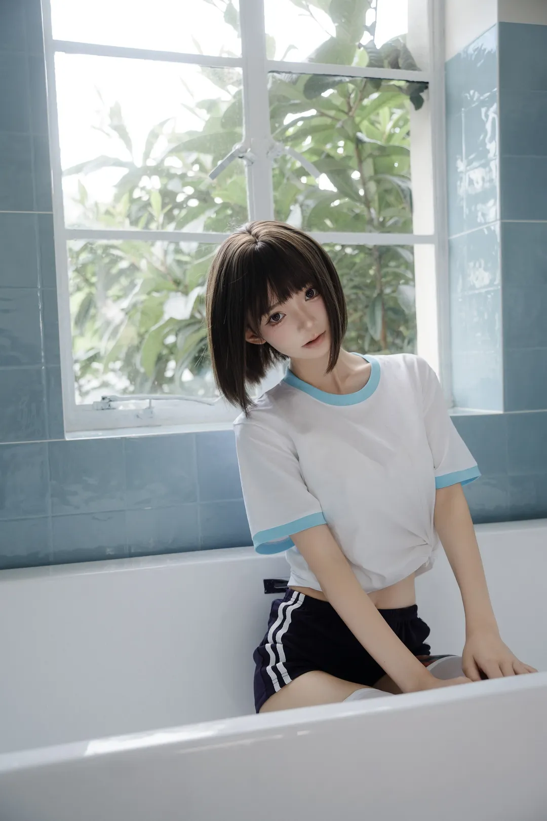 夏日在浴室窗臺的體操服白絲寫真 - 第 5 張