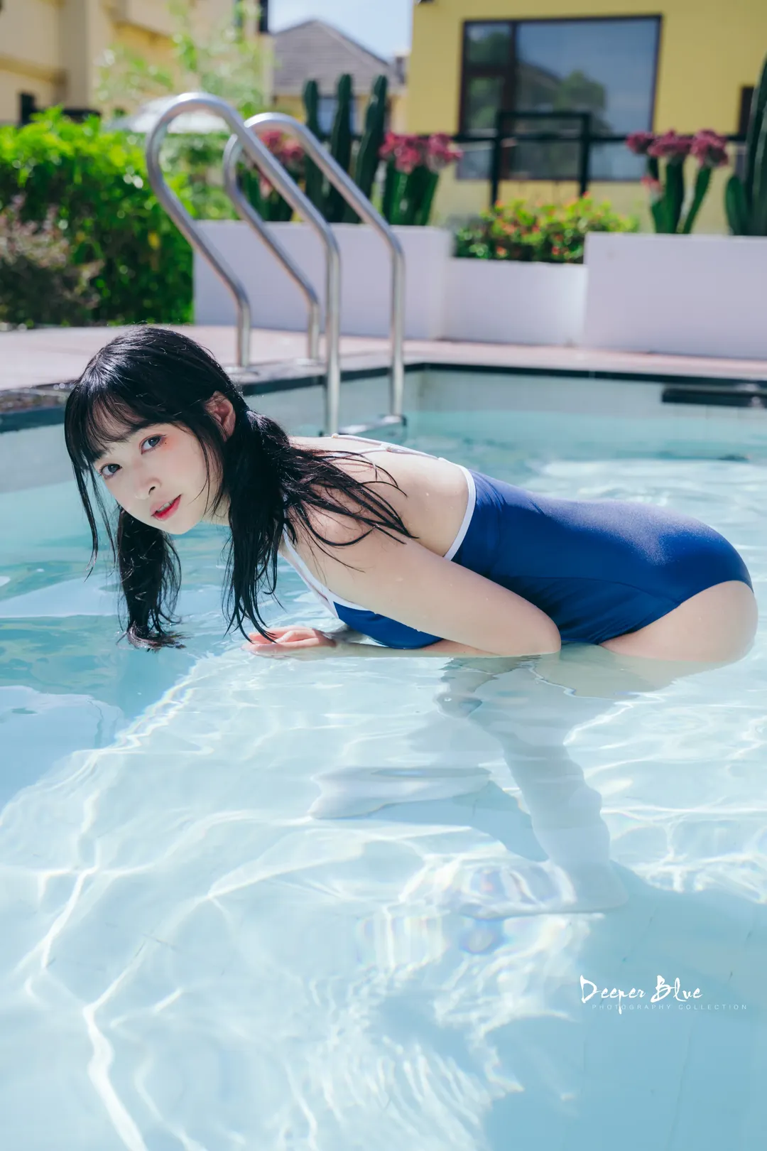 夏日露天泳池死库水写真 - 第 8 张