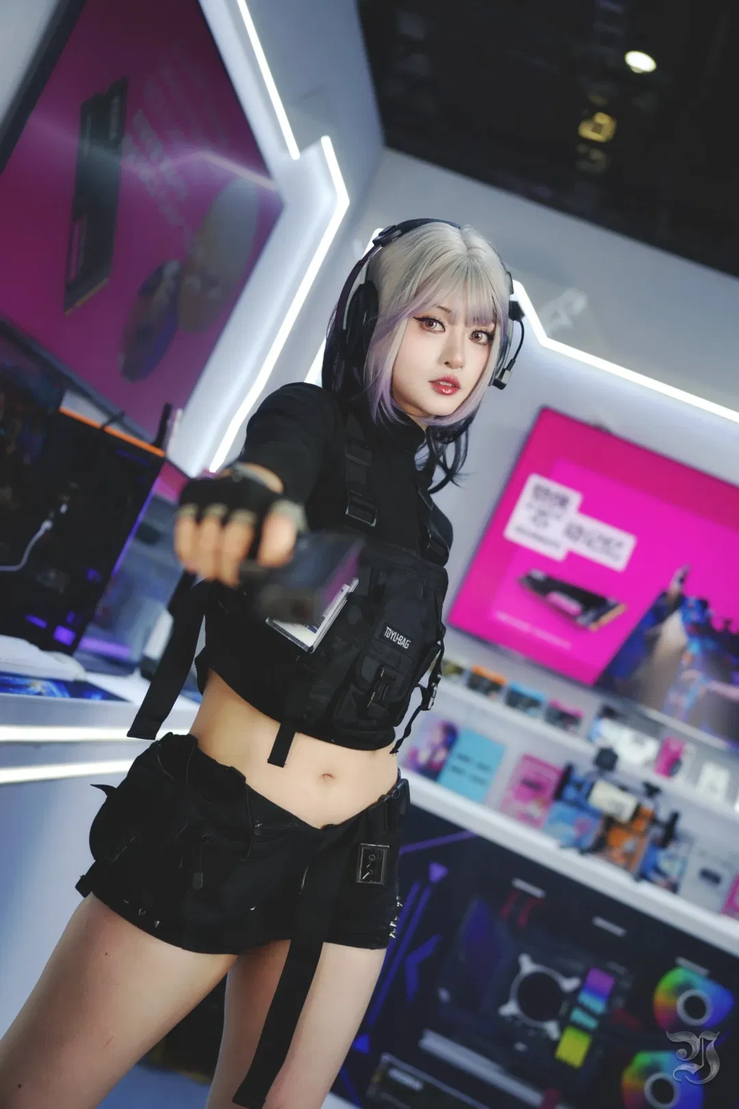 BW Day3魔都台风天，展台机能风与女仆装逛拍返图 - 第 10 张