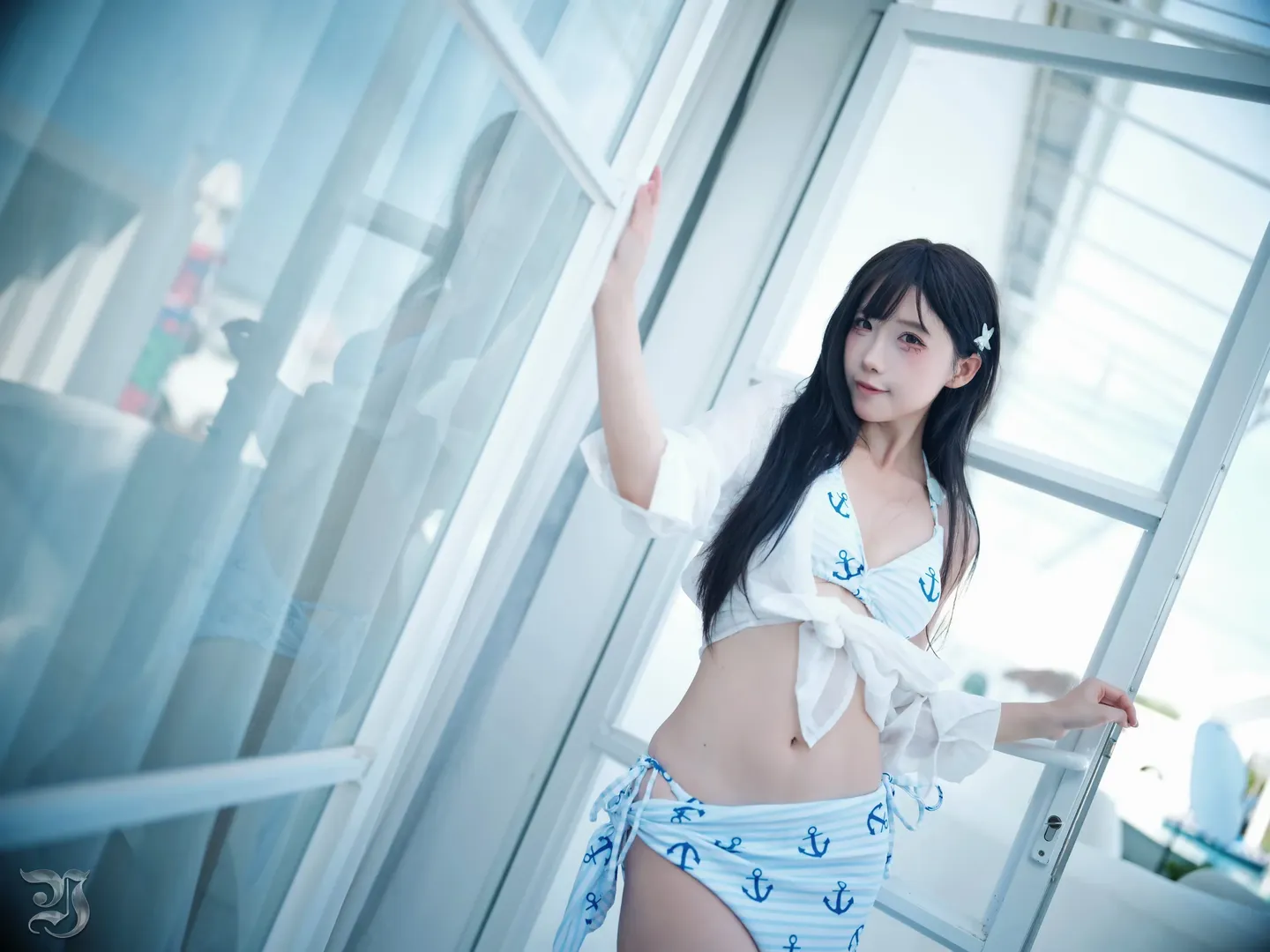 夏日海军风泳池写真 清凉一夏玩水穿搭 - 第 5 张