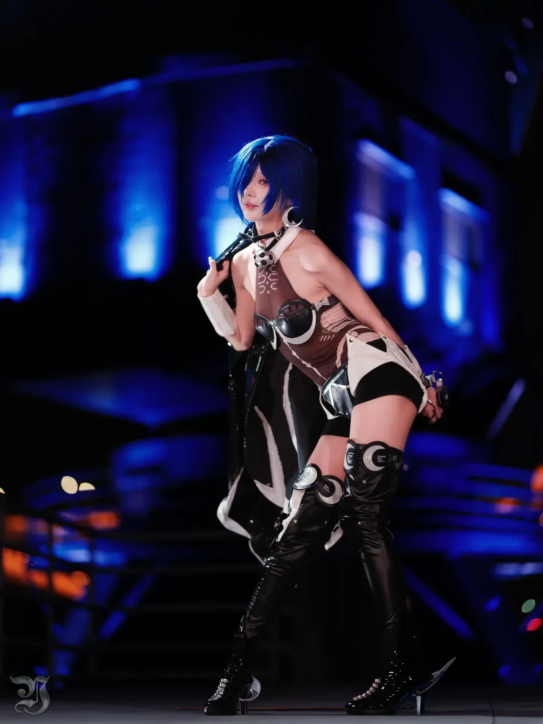 [Promeia cosplay] Zenless Zone Zero's dark night Techwear style - Image 3