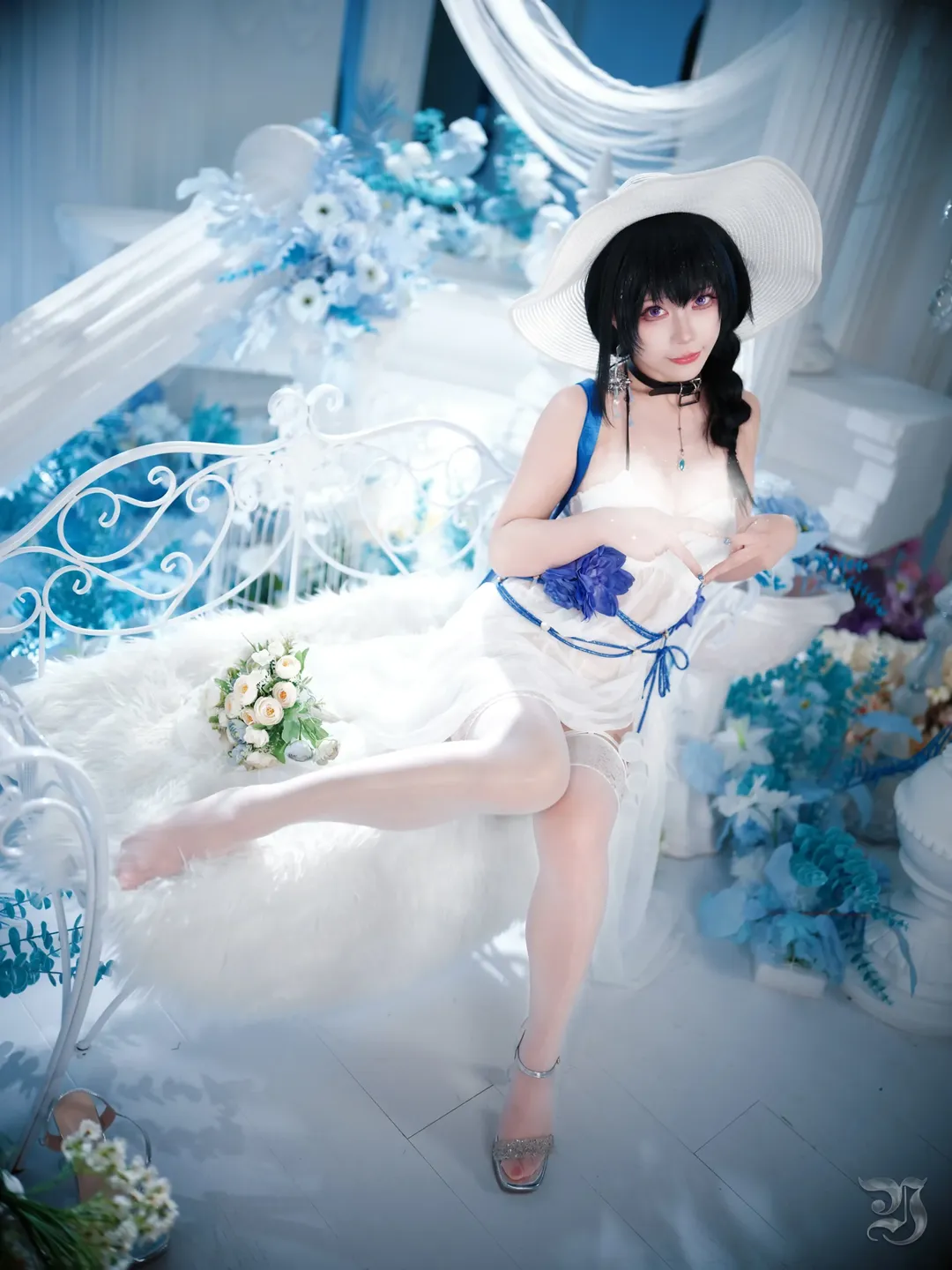 【梅里cos】勝利女神藍白花海中的清冷夢幻 - 第 4 張
