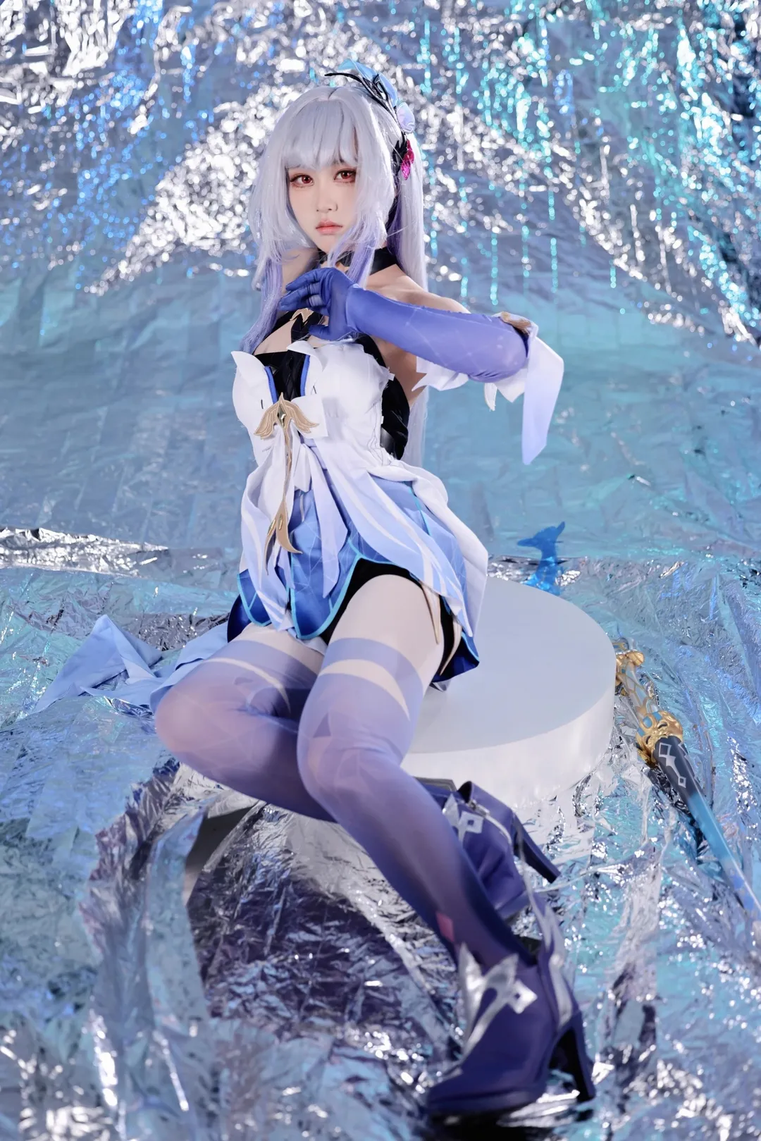【丝柯克cos】原神里高冷优雅的剑士形象呈现 - 第 1 张