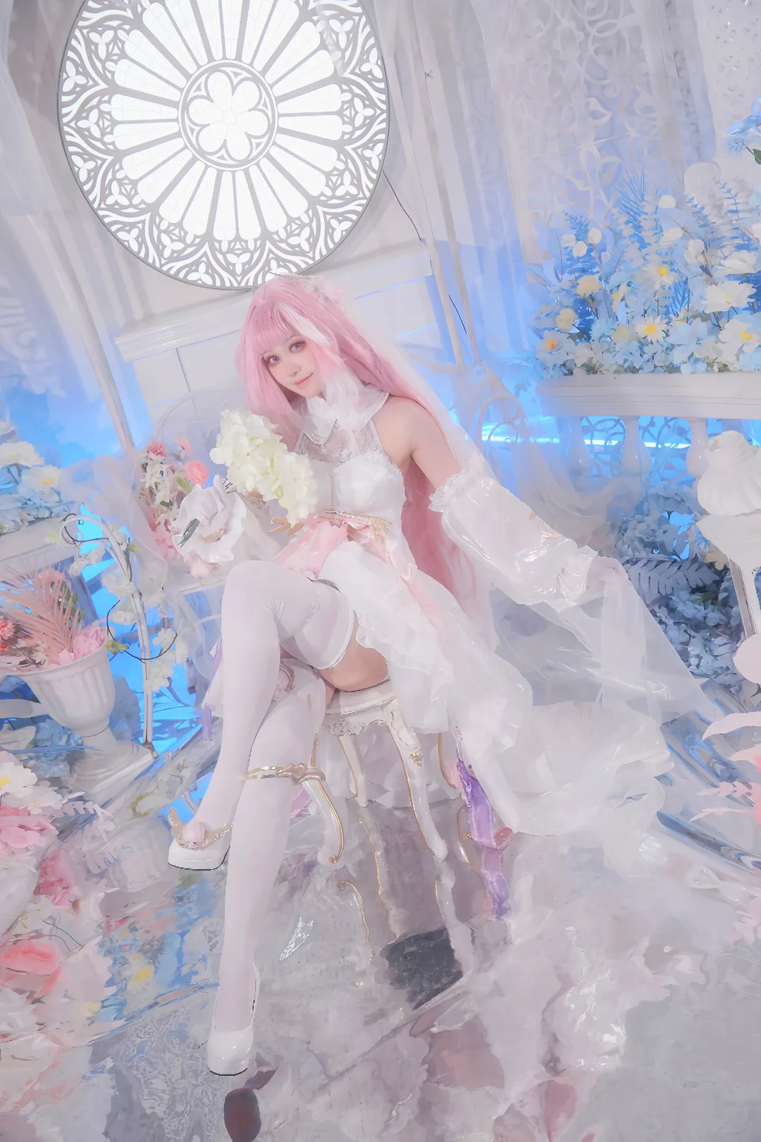 【愛莉希雅cos】崩壞3 人之律者，純白夢幻婚紗下的笑容 - 第 1 張