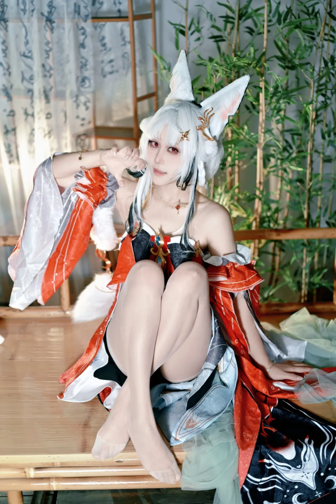 【心月狐cos】鳴潮裡的狐狐，今天偷了玉兔的耳朵 - 第 3 張