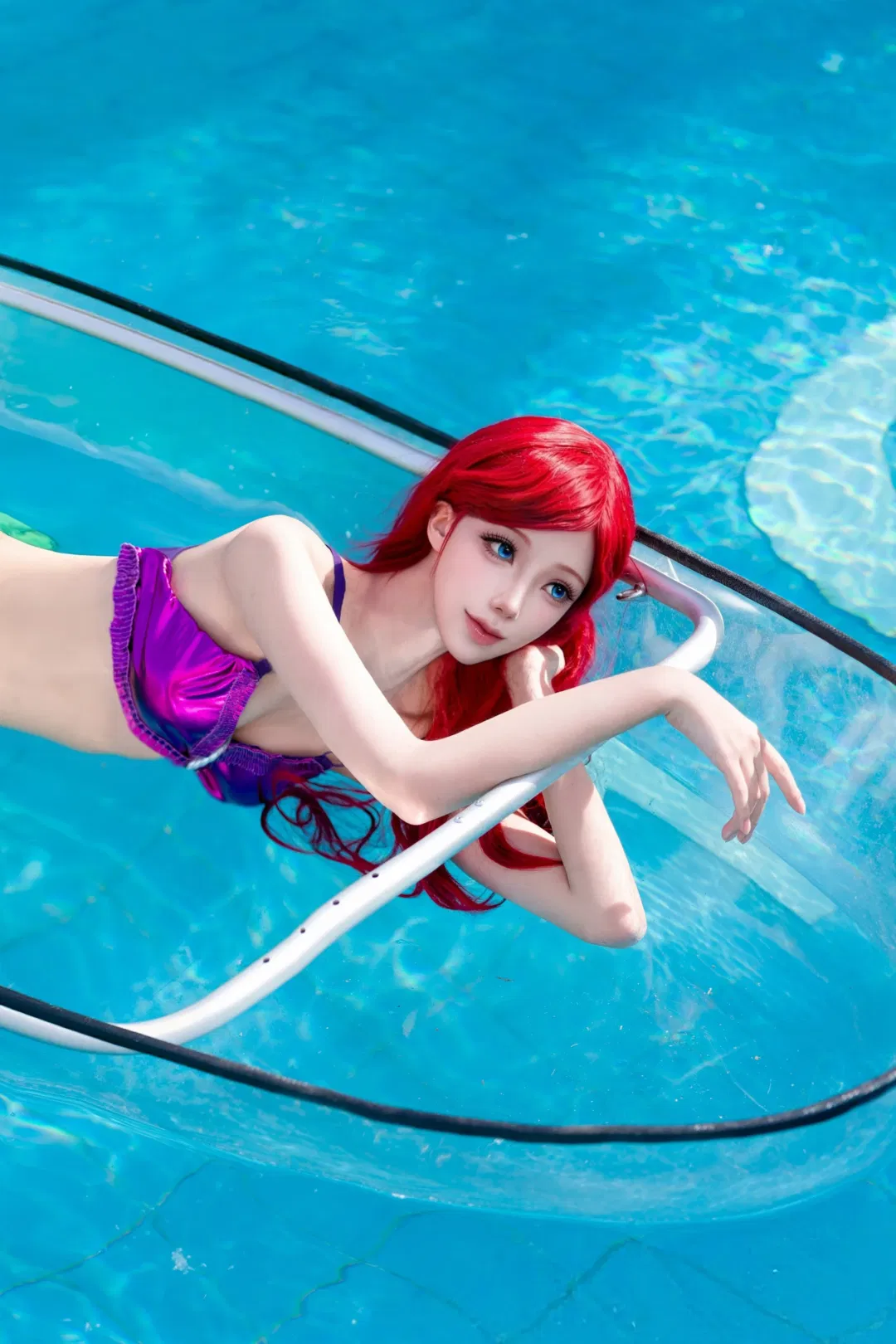 小美人魚愛麗兒cos，一起來感受泳池外景的清涼吧 - 第 1 張