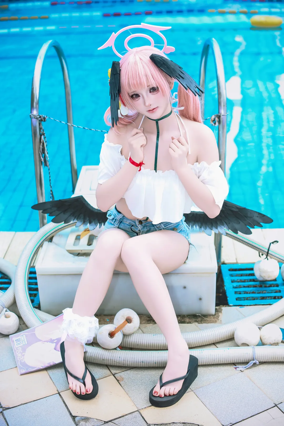 【下江小春cos】蔚蓝档案泳池清凉写真 - 第 3 张