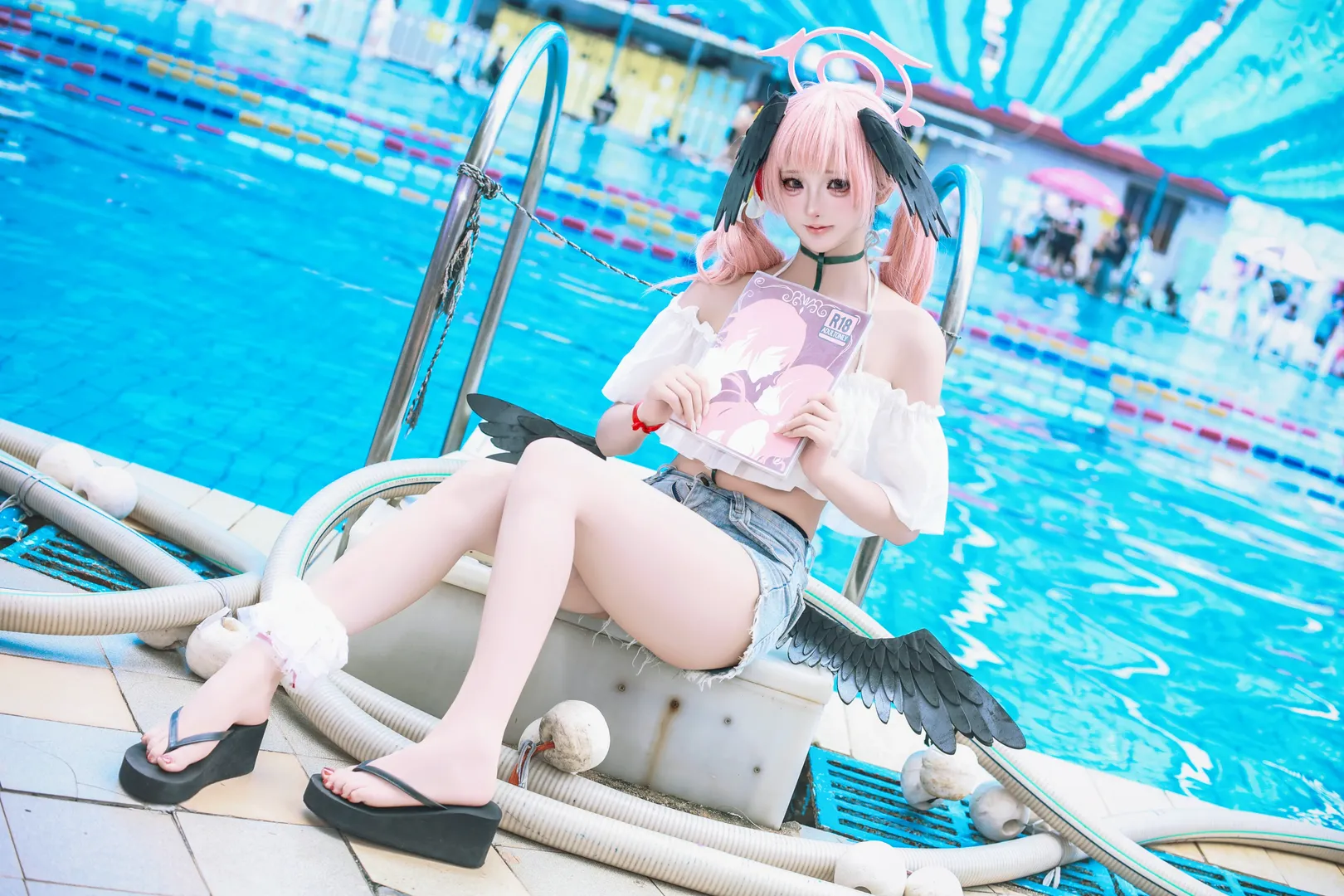 【下江小春cos】蔚蓝档案泳池清凉写真 - 第 8 张